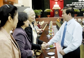 Đảng, Nhà nước và nhân dân Việt Nam
mãi mãi ghi nhớ những đóng góp to lớn của
Mặt trận Dân tộc giải phóng miền Nam Việt Nam