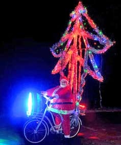 Đèn Giáng sinh có thể 
nhìn thấy từ vũ trụ?