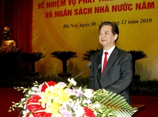 Triển khai đồng bộ, toàn diện, có trọng tâm, trọng điểm
trong thực hiện nhiệm vụ kinh tế- xã hội năm 2011