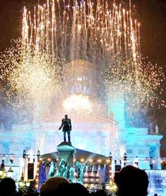 Tưng bừng ở châu Á, châu Âu nhưng ảm đạm ở châu Phi