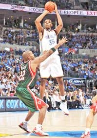 Huyền thoại bóng rổ Magic Johnson ngưỡng mộ Kevin Durant