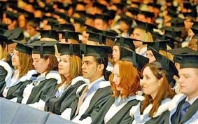 Anh: Sinh viên sẽ được trang bị kỹ năng làm việc