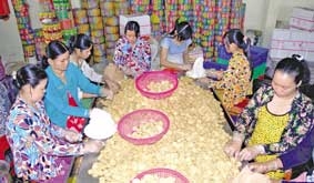 Hàng nội chiếm ưu thế