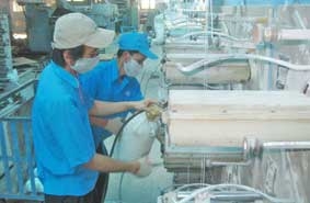 Sôi nổi thi đua chào mừng Đại hội Đảng