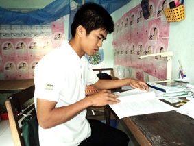 Vượt khó