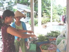 Tiếp sức giúp hộ nghèo vươn lên...