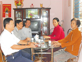 Học gương Bác, sáng đời ta