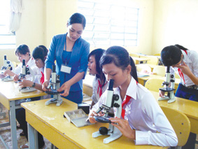Học gương Bác, sáng đời ta