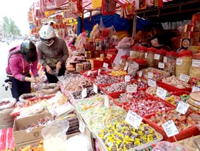 Giá các loại bánh mứt tăng 15 - 20%