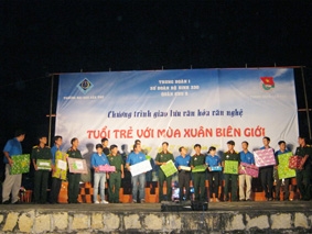 Xuân biên giới