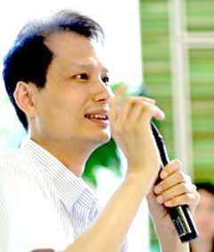 Trung Quốc: 

“Cảnh sát 
khoa học” nhận giải 
“Người công chính 
trong năm”