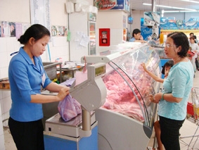 Bắt tay hợp tác giữ vững sân nhà