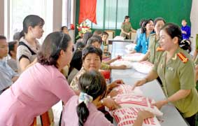 Làm tốt nhiệm vụ và công tác xã hội