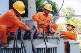 Nỗi lo thiếu điện đang hiện hữu