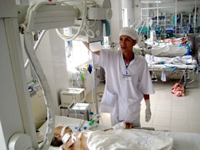 Sớm điều chỉnh cơ chế quản lý bảo hiểm y tế để tháo gỡ bất cập