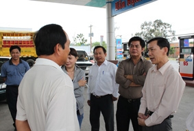 Điều chỉnh giá một số mặt hàng thiết yếu là nhằm xóa bao cấp qua giá