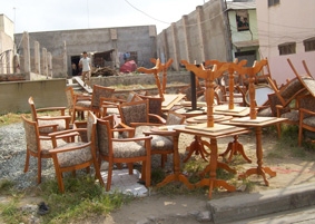 Còn nhiều khó khăn
