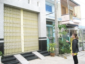 Cấp giấy chứng nhận quyền sử dụng đất chồng lấn, hậu quả ai gánh?