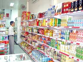 Khởi động thị trường <br>
<i>giải khát mùa nóng</i>