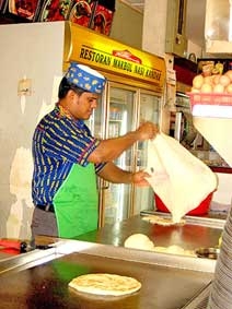 Malaysia không còn cấm cửa lao động nước ngoài