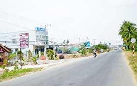 Phá thế độc đạo...