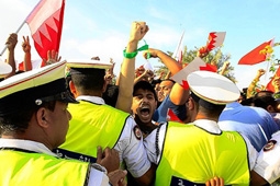Tái bùng phát bạo lực 
tại Bahrein và Yemen