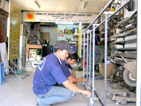 Cạnh tranh khốc liệt