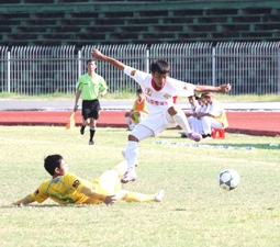 Cuộc chiến không cân sức!