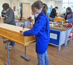 Trường dạy mai táng