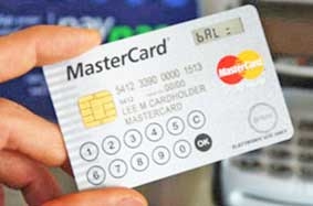 Thẻ tín dụng biết "nói"