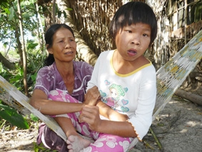 Một gia đình khốn khó cần được giúp đỡ!