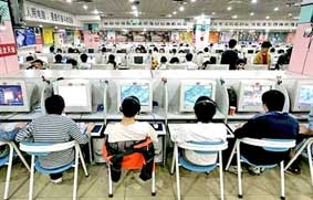 Trung Quốc đóng cửa hơn 130.000 quán cà phê Internet lậu