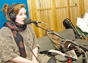 Adele đuổi sát kỷ lục Madonna