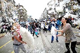 Cuộc chiến êm ái!