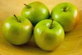 4 trái táo/ngày 
có thể giảm 25% cholesterol