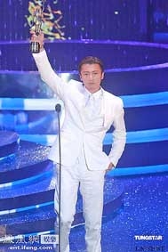 Tạ Đình Phong - <br>
Tân Ảnh đế Kim Tượng năm 2011