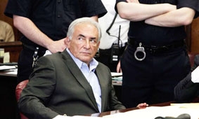 Ông Dominique Strauss-Kahn được tại ngoại