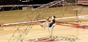 Máy bay trực thăng chạy bằng sức người