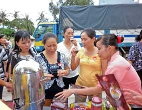 Hàng Việt hấp dẫn nông dân Đất Mũi