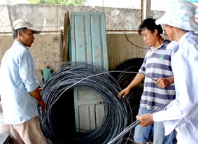 Giá giảm, sức mua yếu