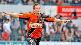 Paris Saint Germain khuấy động thị trường chuyển nhượng