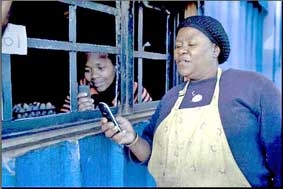 Điện thoại di động thay đổi ngân hàng ở Nam Phi