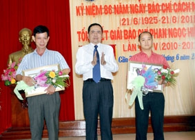 Họp mặt kỷ niệm 86 năm Ngày Báo chí Cách mạng Việt Nam