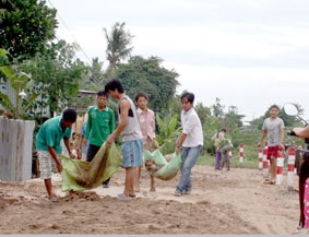 Chủ động "sống chung" với lũ