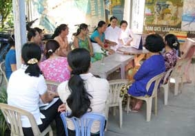 Giúp phụ nữ sớm phát hiện <br>
ung thư vú và cổ tử cung