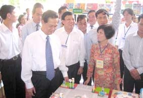 Tiếp tục đổi mới quản lý và nâng cao 
chất lượng giáo dục