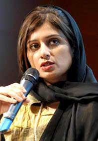 Pakistan có nữ ngoại trưởng 
đầu tiên