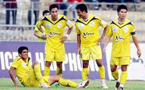 Ai sẽ thoát hiểm ?