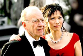 "Bóng hồng" của Murdoch làm "nóng" cộng đồng mạng