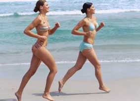 Chạy bộ chân không tốt hơn mang giày